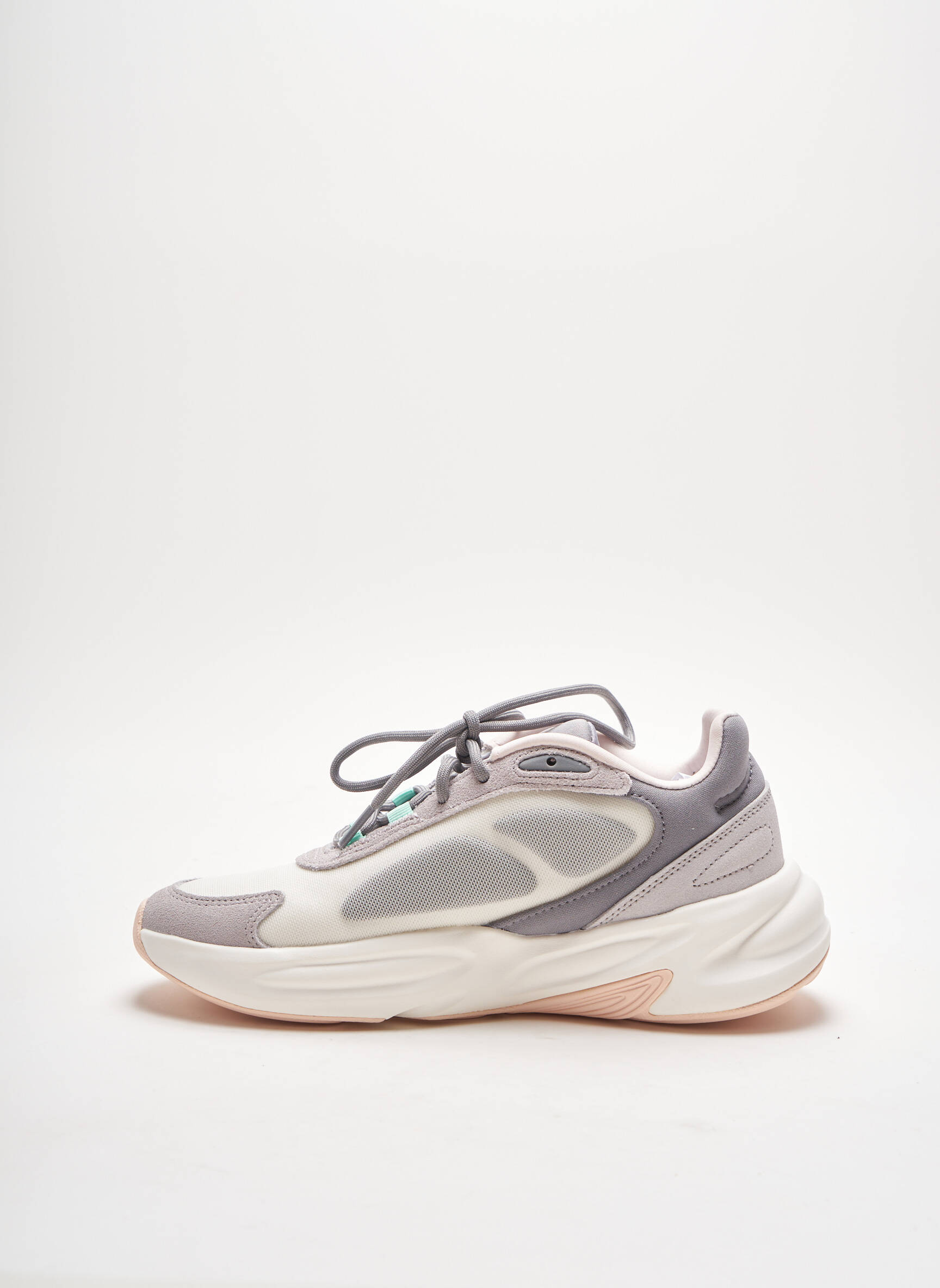 Adidas Baskets Femme couleur gris