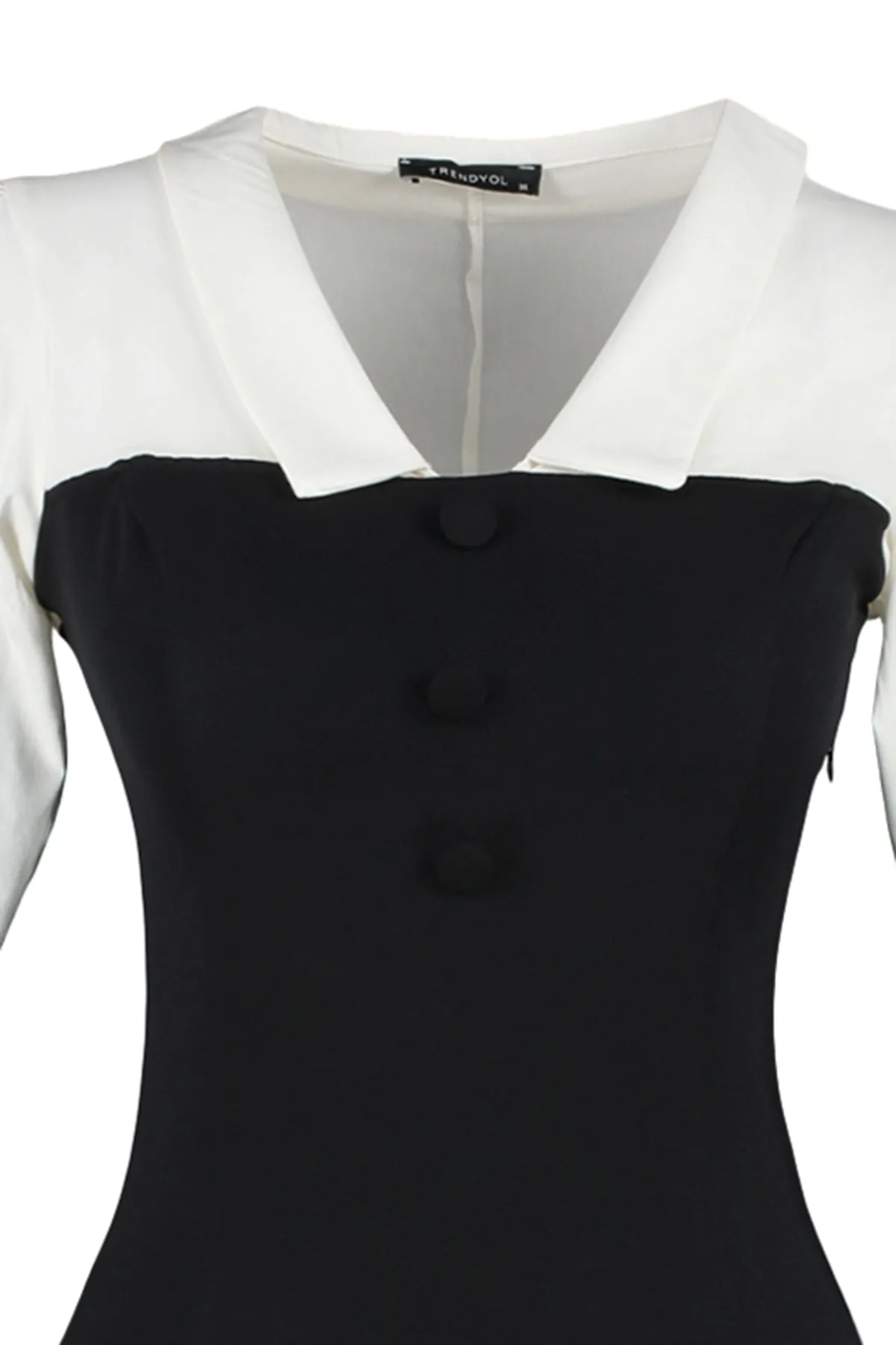 Trendyol Collection  Schwarzes Mini-Webkleid mit Wickelkragen und Hemdkragen TWOAW23EL00611