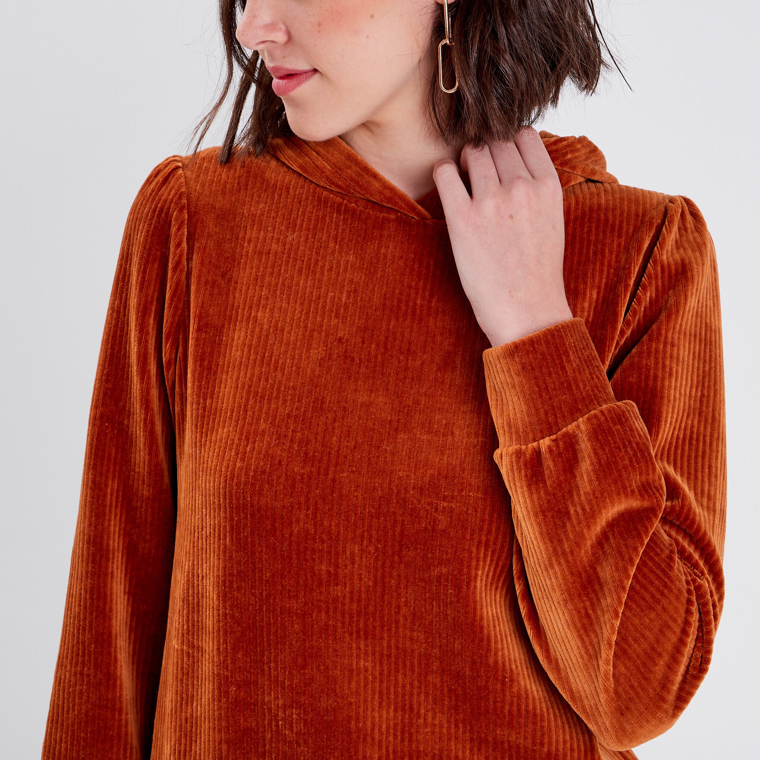 Sweat velours côtelé à capuche marron femme | Cache Cache