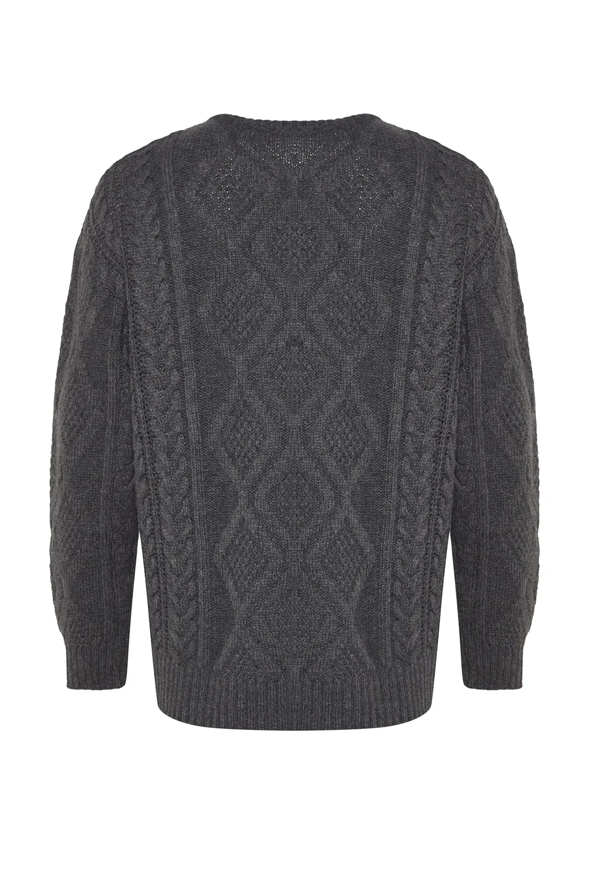 Trendyol Collection  Grauer Oversize-Strickpullover mit weitem Schnitt und Rundhalsausschnitt aus geflochtenem Haar TMNAW23KZ00280