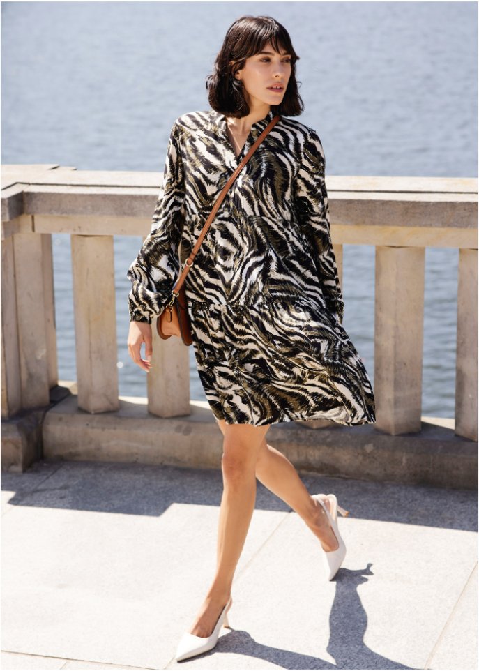 Kleid mit Volant