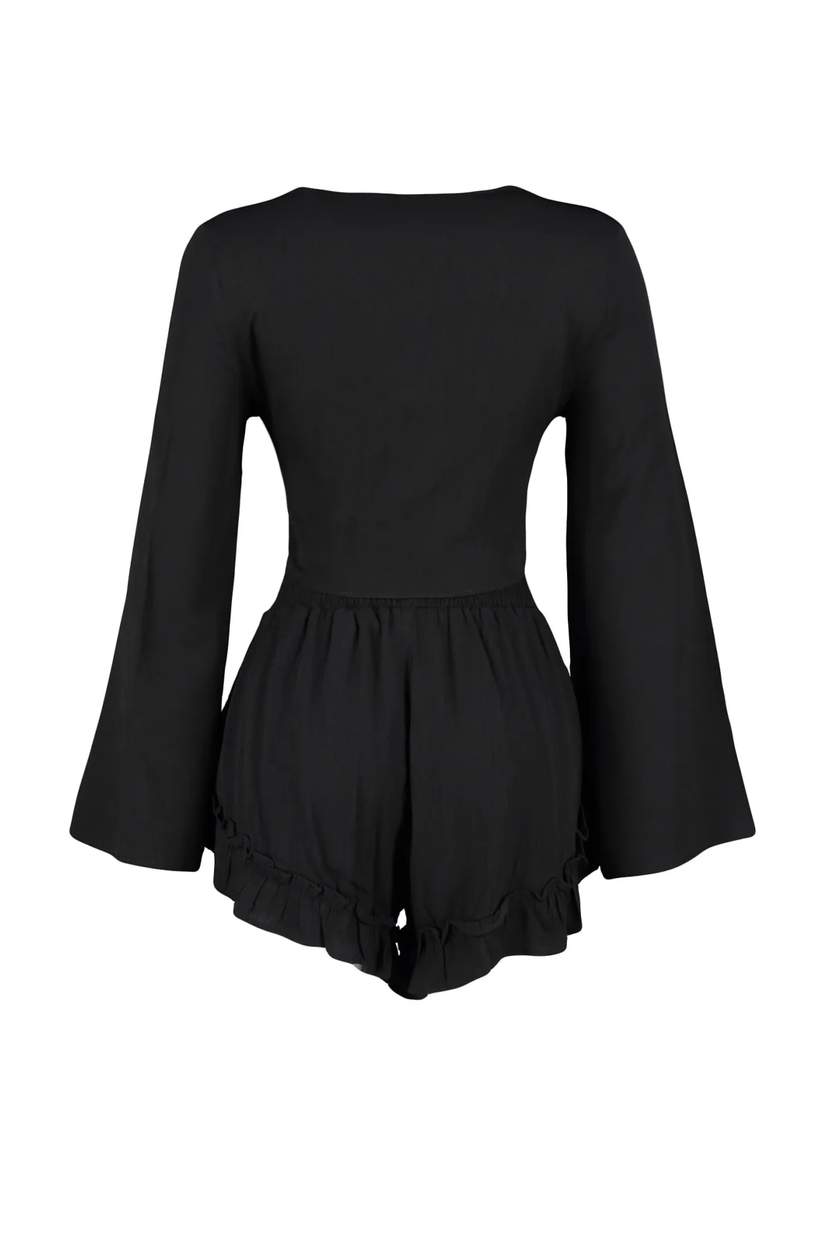 Trendyol Collection  Schwarzes Set aus gewebter Rüschenbluse und Shorts TBESS23AU00027