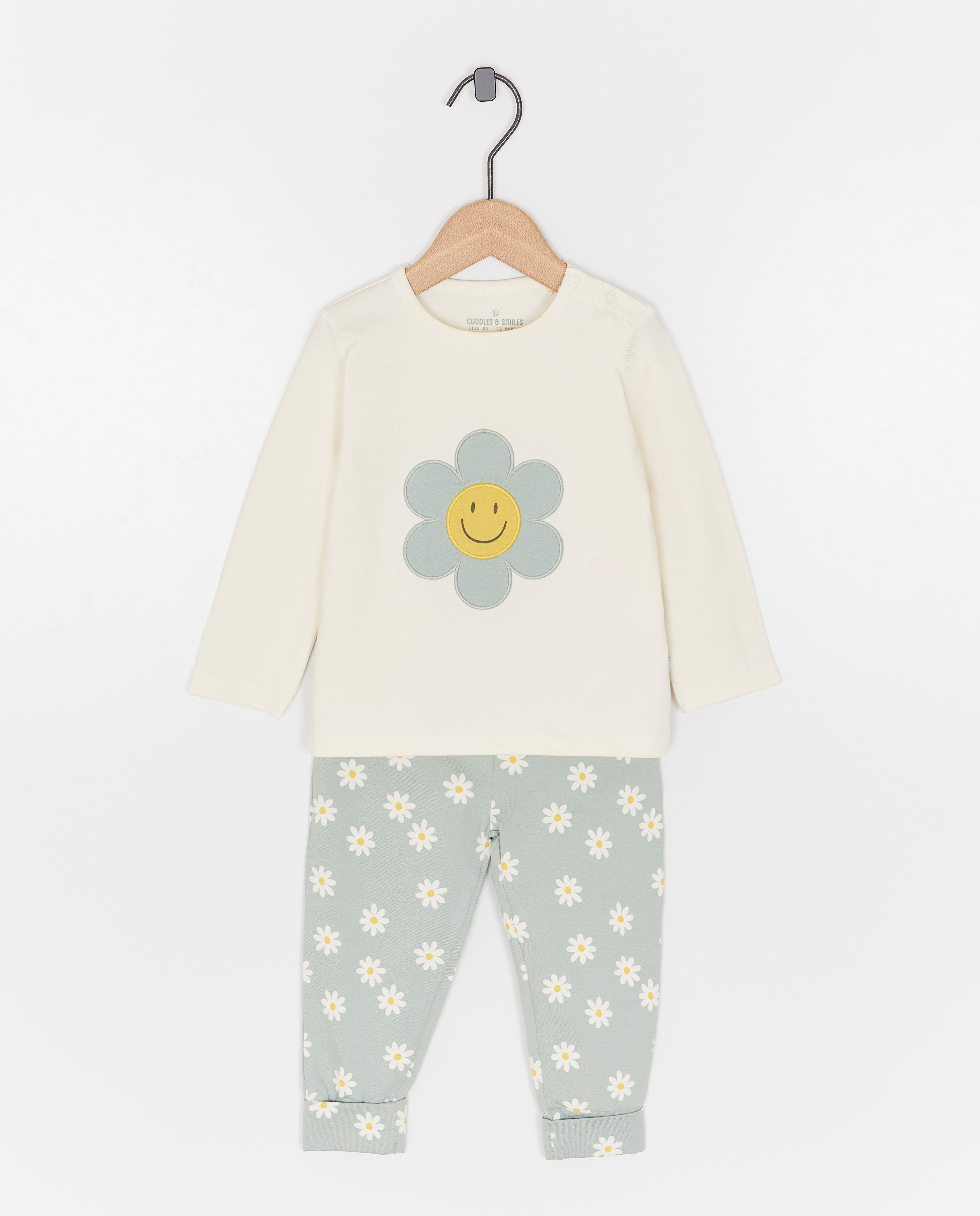 Pijamale Cuddles and Smiles cu imprimeu floral alb