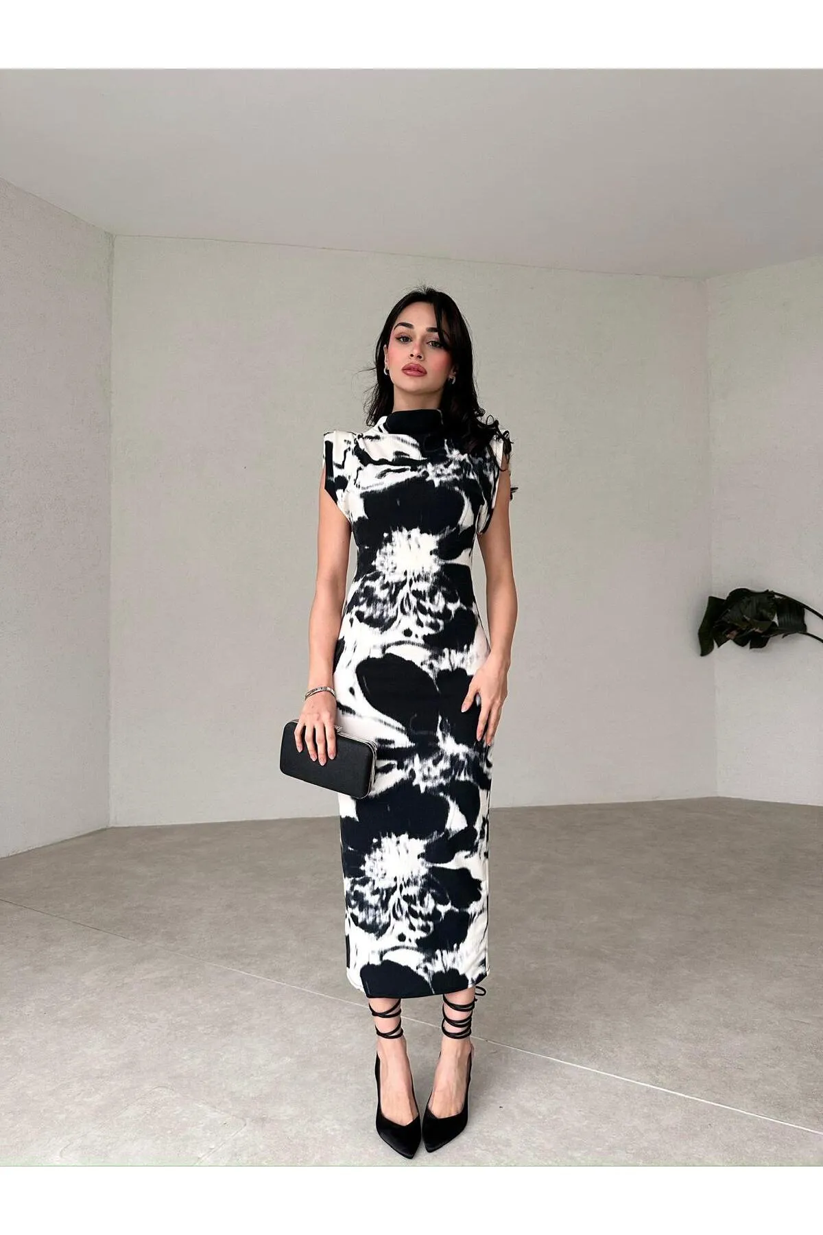SONREİR  Kleid - Schwarz - A-Linie