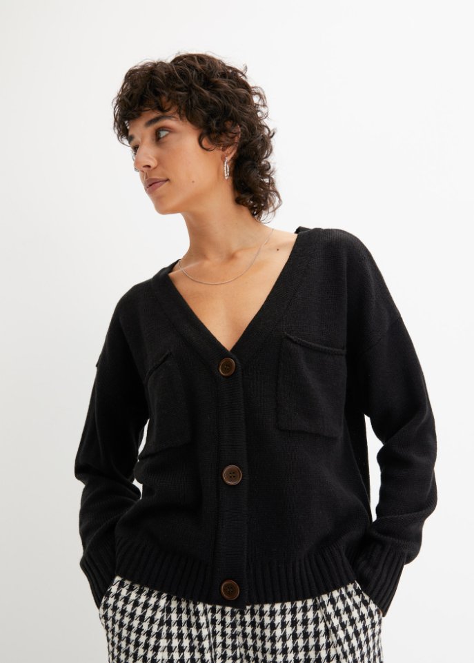 Verkürzte Strickjacke mit großen Taschen