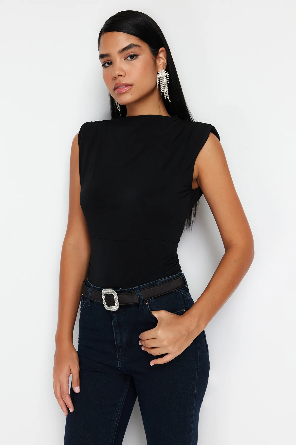 Trendyol Collection  Schwarzer, taillierter Strick-Body mit Druckknöpfen TPRSS24BD00012