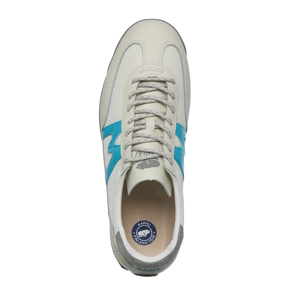 Karhu Mestari F805069 / weiss