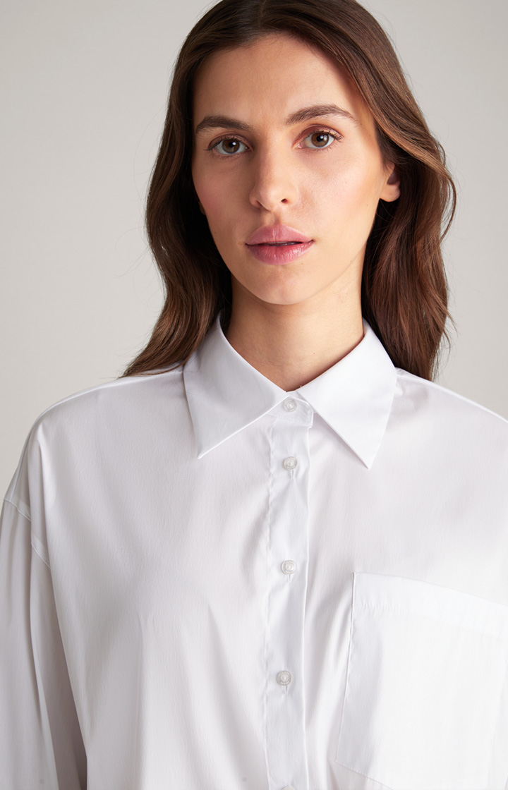 Long-Bluse in Weiß