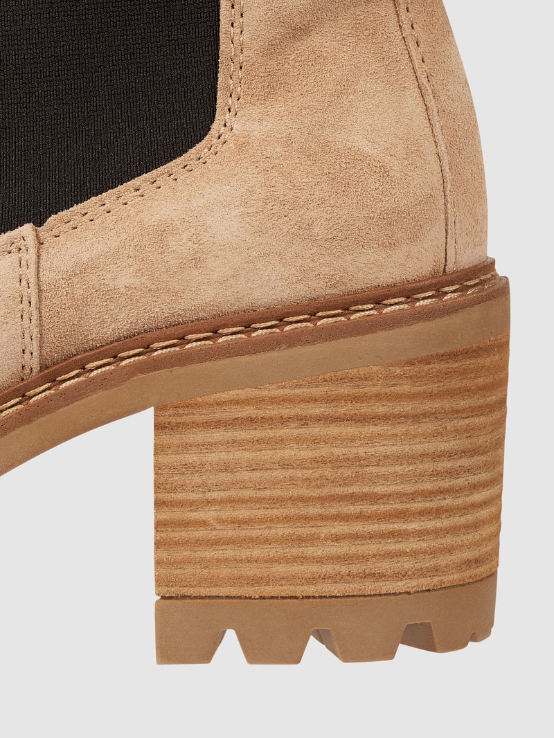 Chelsea Boots aus Veloursleder in camel