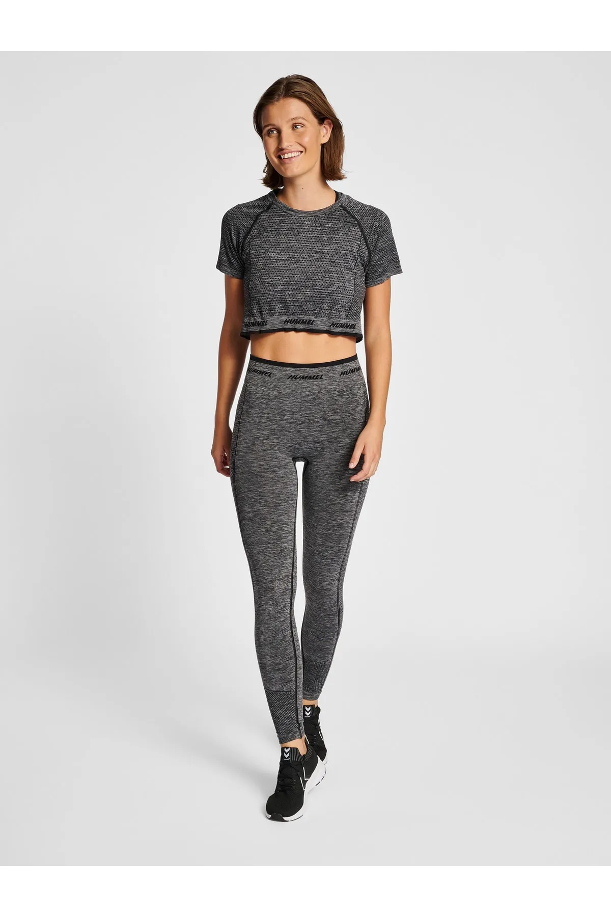 hummel  hmlTE CAMI SEAMLESS MW TIGHTS