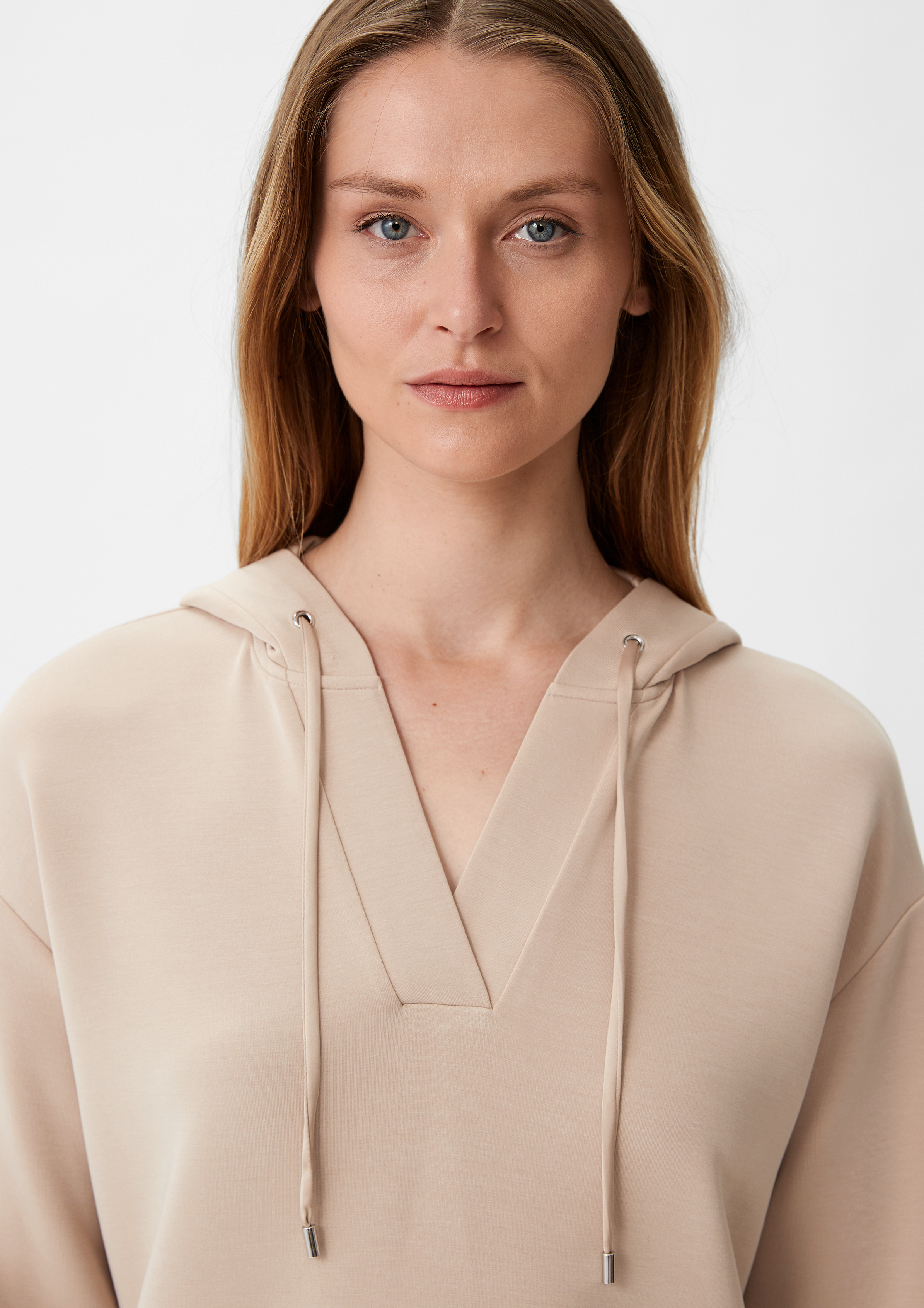 Sweatshirt mit tiefem V-Ausschnitt - helles beige