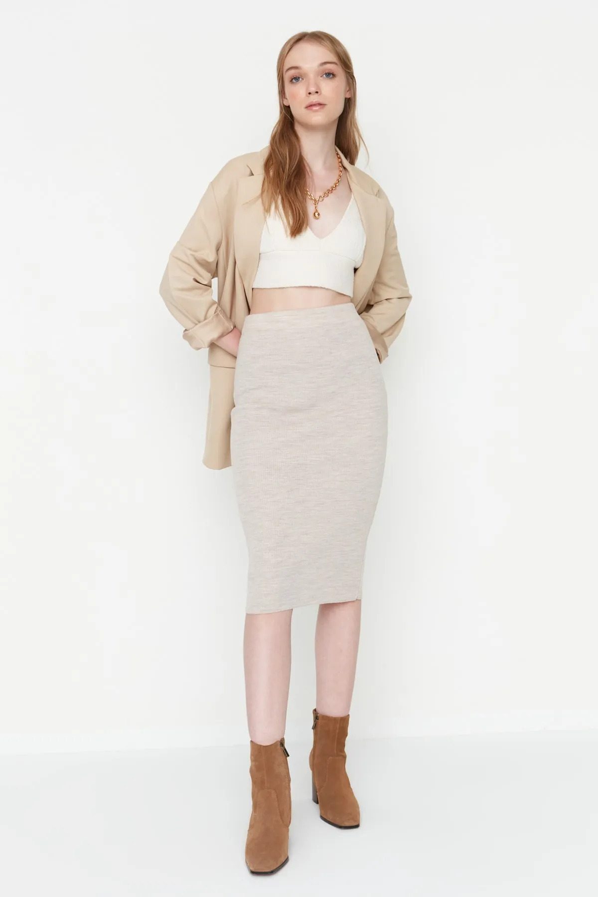 Trendyol Collection  Beiger Midi-Bleistift-Strickrock TWOAW20DU0006