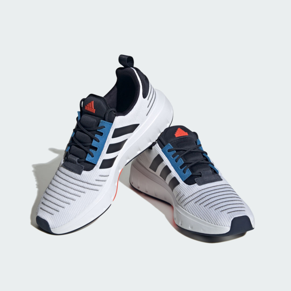 adidas Swift Run IG4692 / weiss