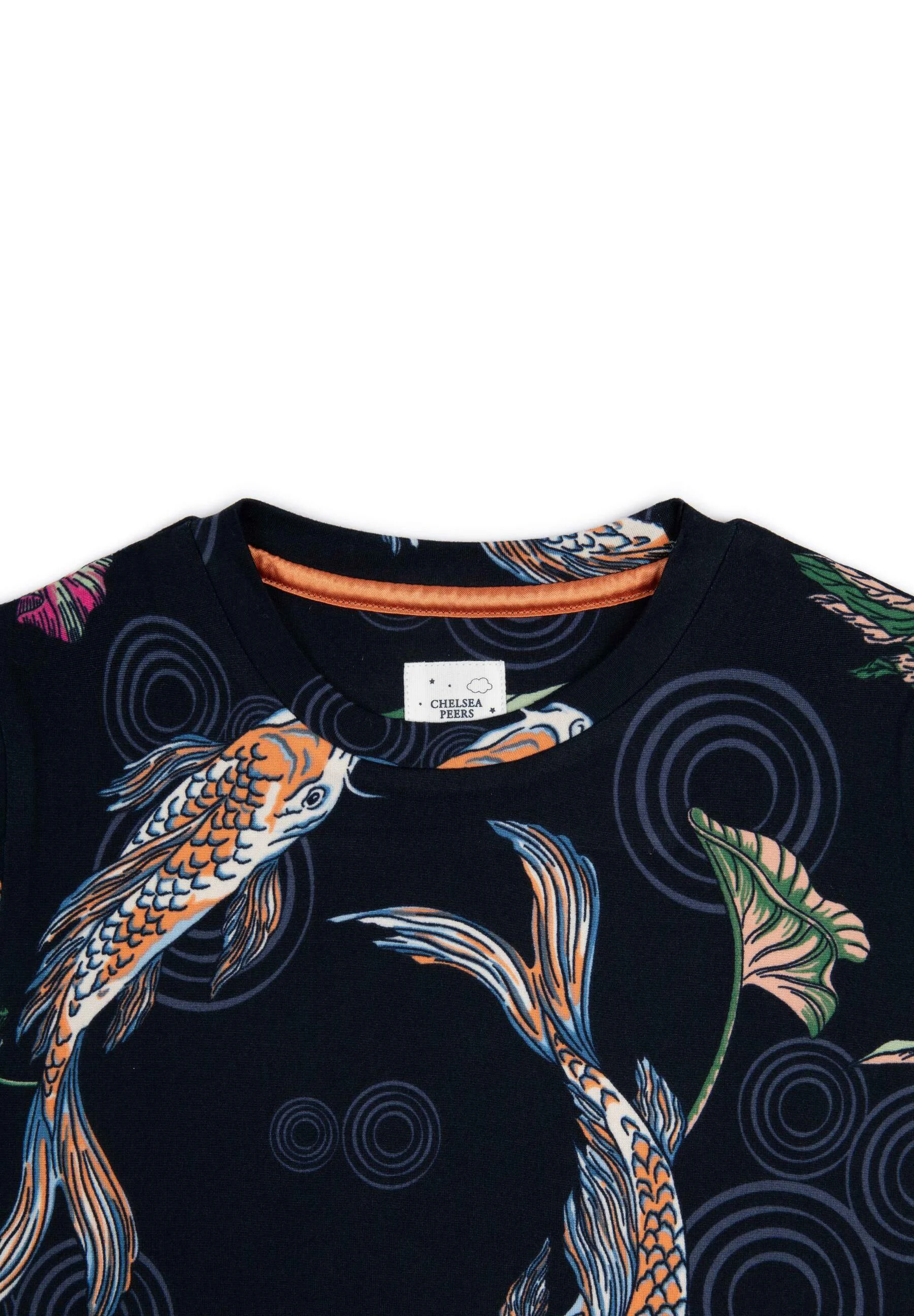 Conjunto de pijama con estampado de peces koi de Chelsea Peers
