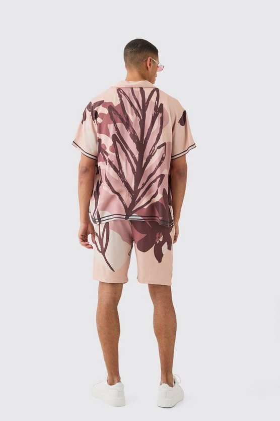 Kastiges Viskose-Hemd & Shorts mit abstrakten Blumen