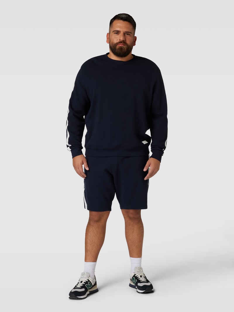 PLUS SIZE Sweatshirt mit Kontraststreifen in marineblau
