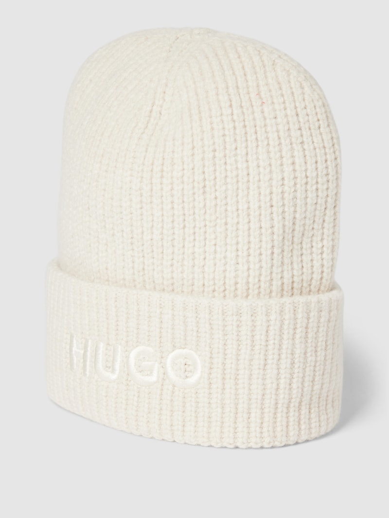 Beanie mit Label-Stitching Modell 'Social' in offwhite