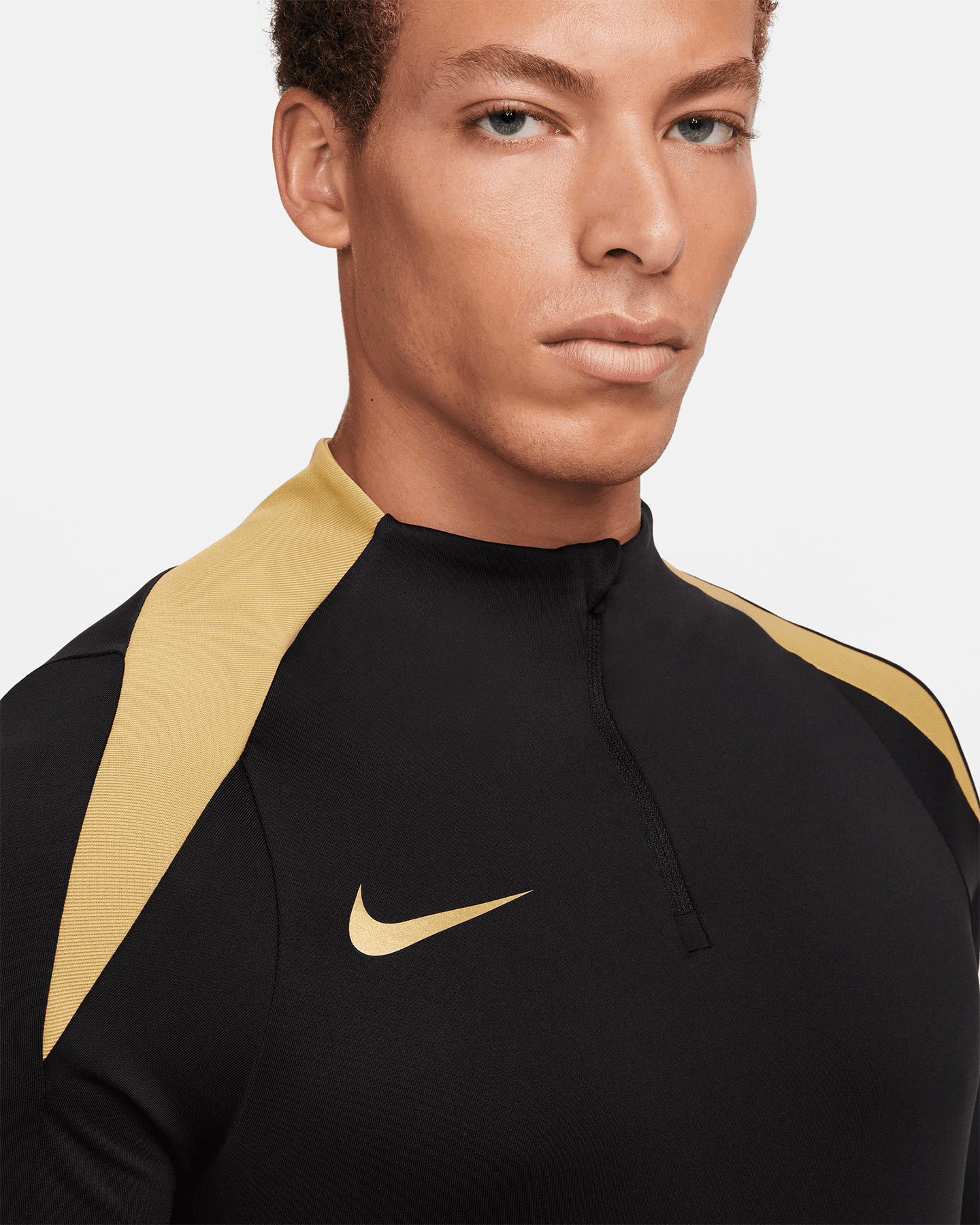 Futbalový dres Nike Strike Dri Fit M FN2403-011