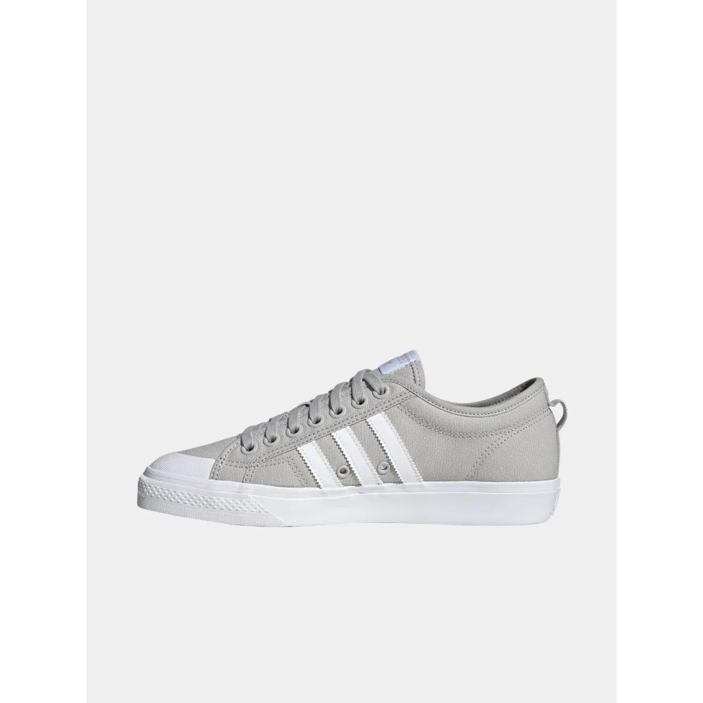 adidas Nizza HQ8526 / grau