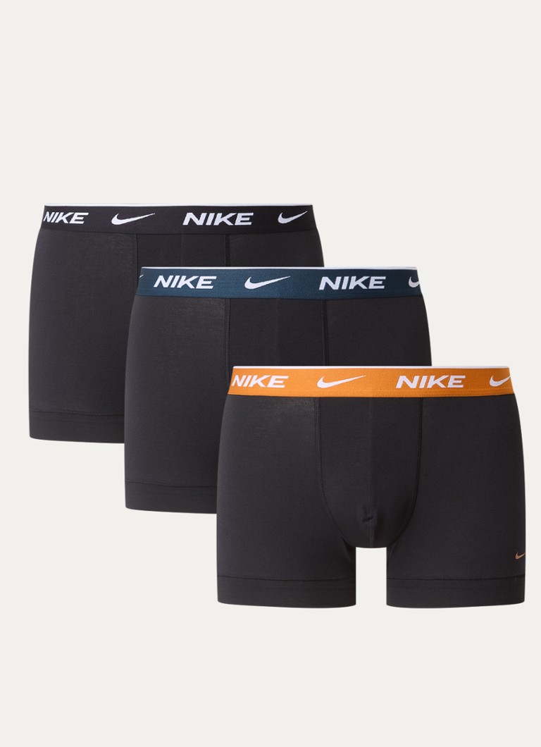 Zestaw 3 bokserek Nike z logo w pasie.
