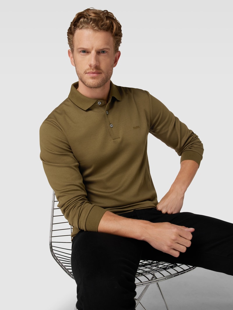 Poloshirt mit Label-Stitching Modell 'PADO' in olivgrün