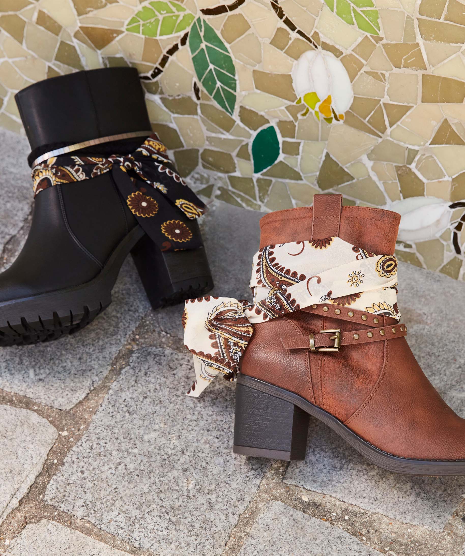Boots femme à talon avec foulard et brides décoratives camel | GEMO