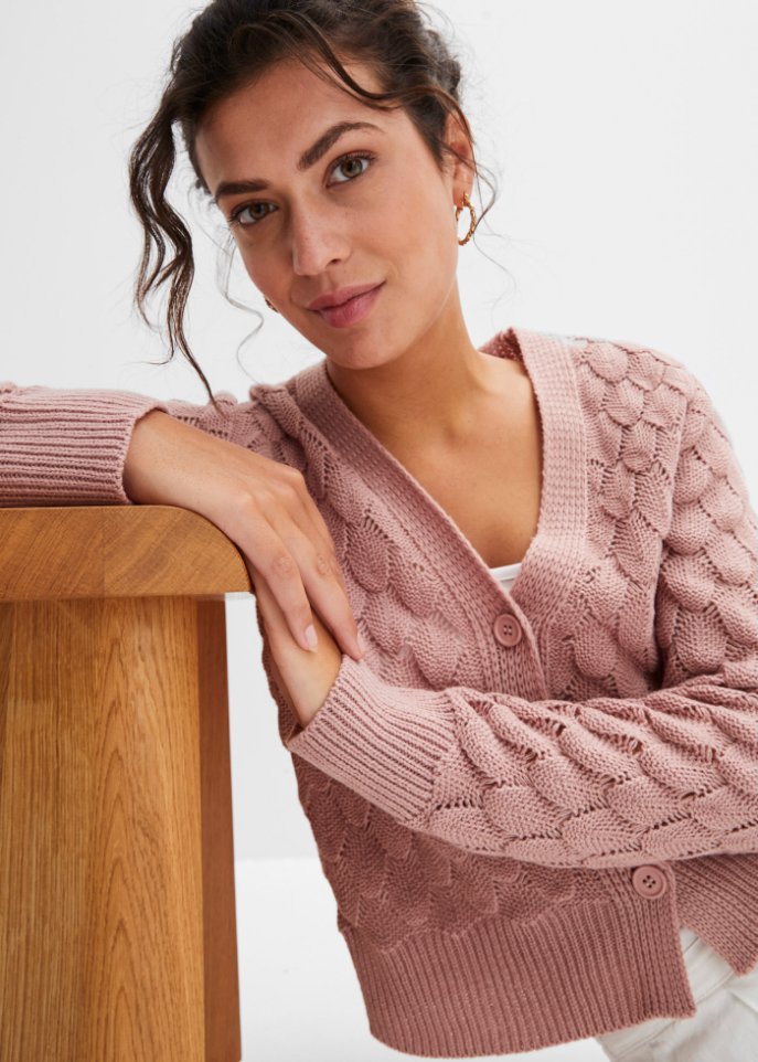 Ajour-Strickjacke