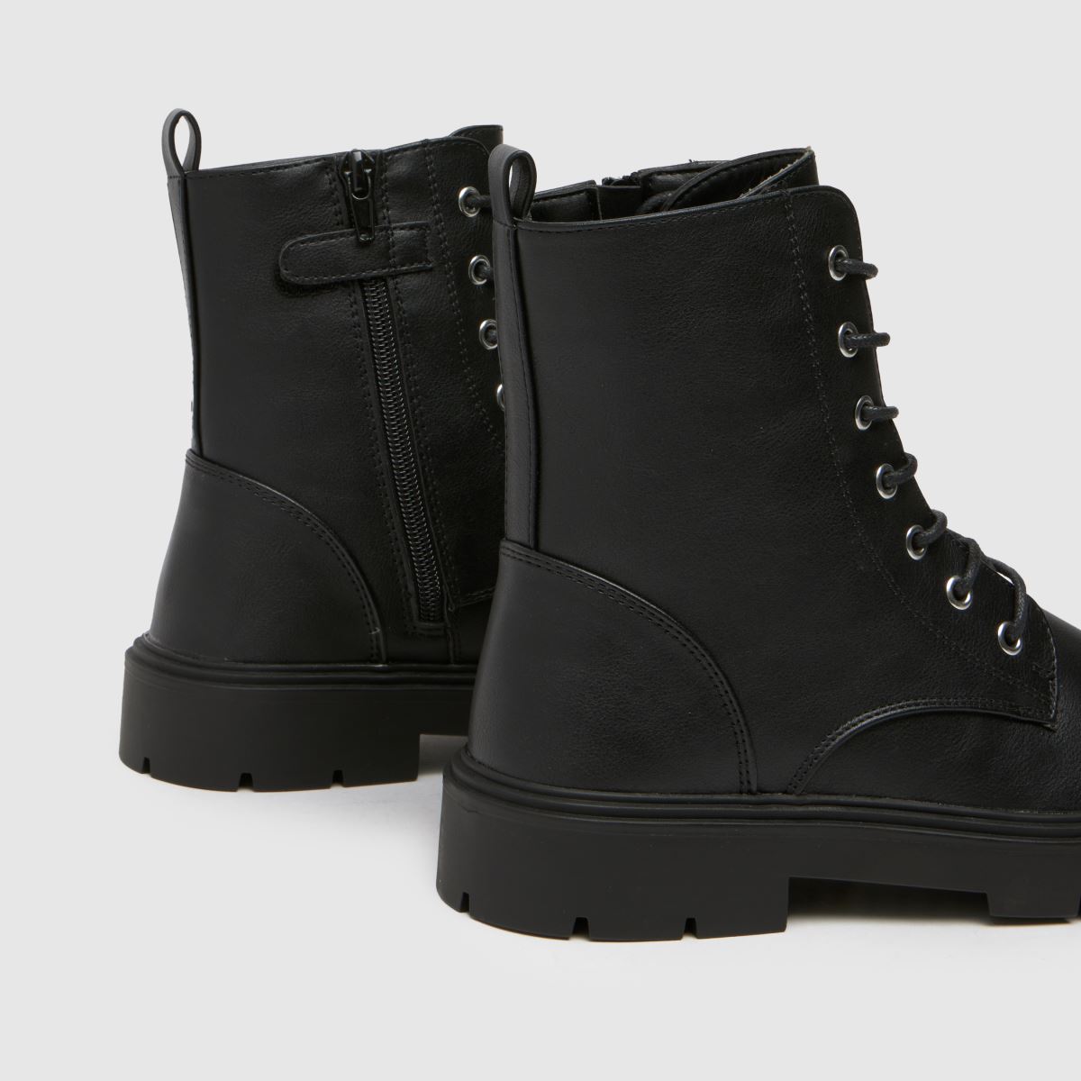 Schuh fekete Celine fűzős lányka ifjúsági csizma