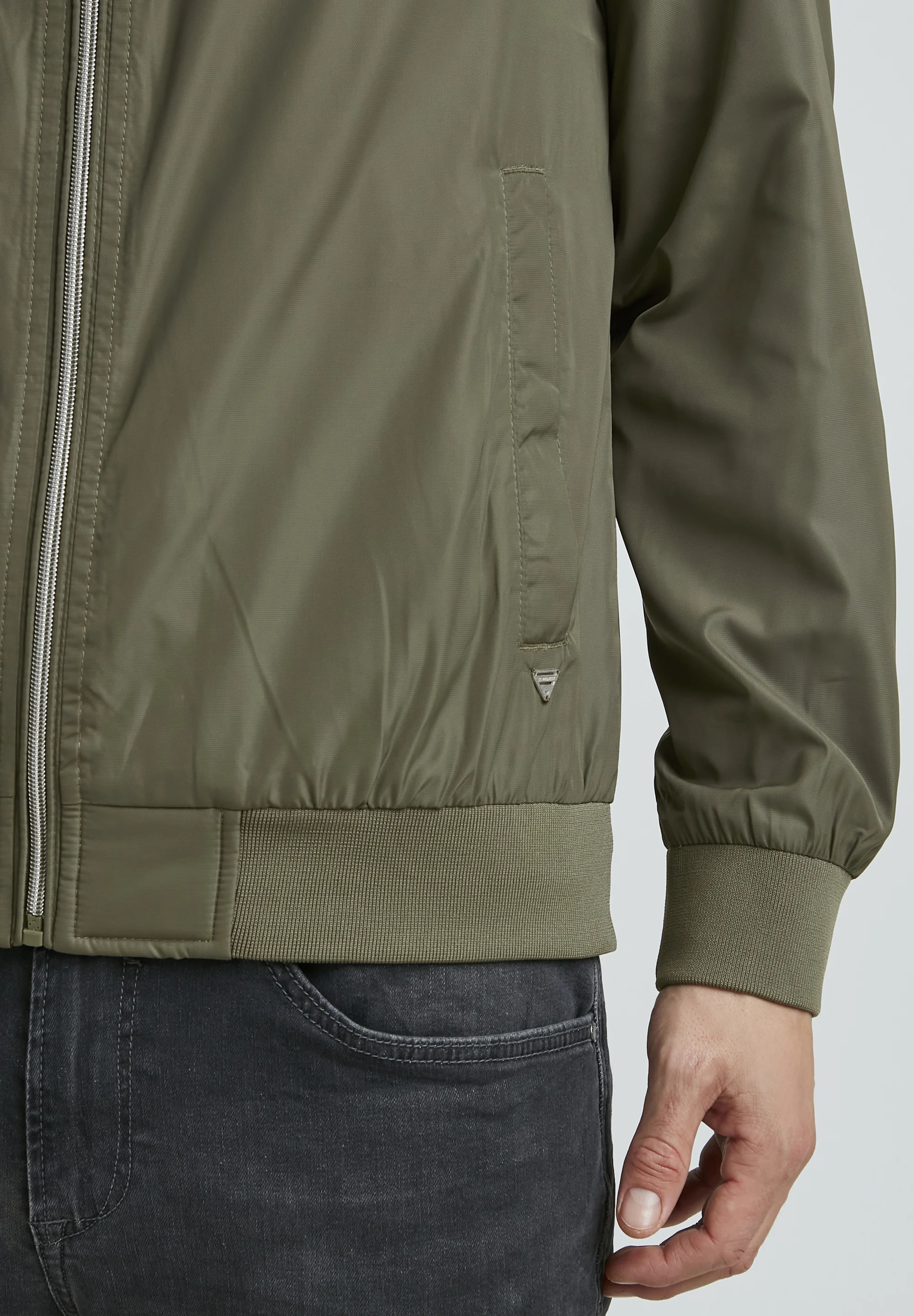 11 Proyecto PRMILFORD - Chaqueta bomber