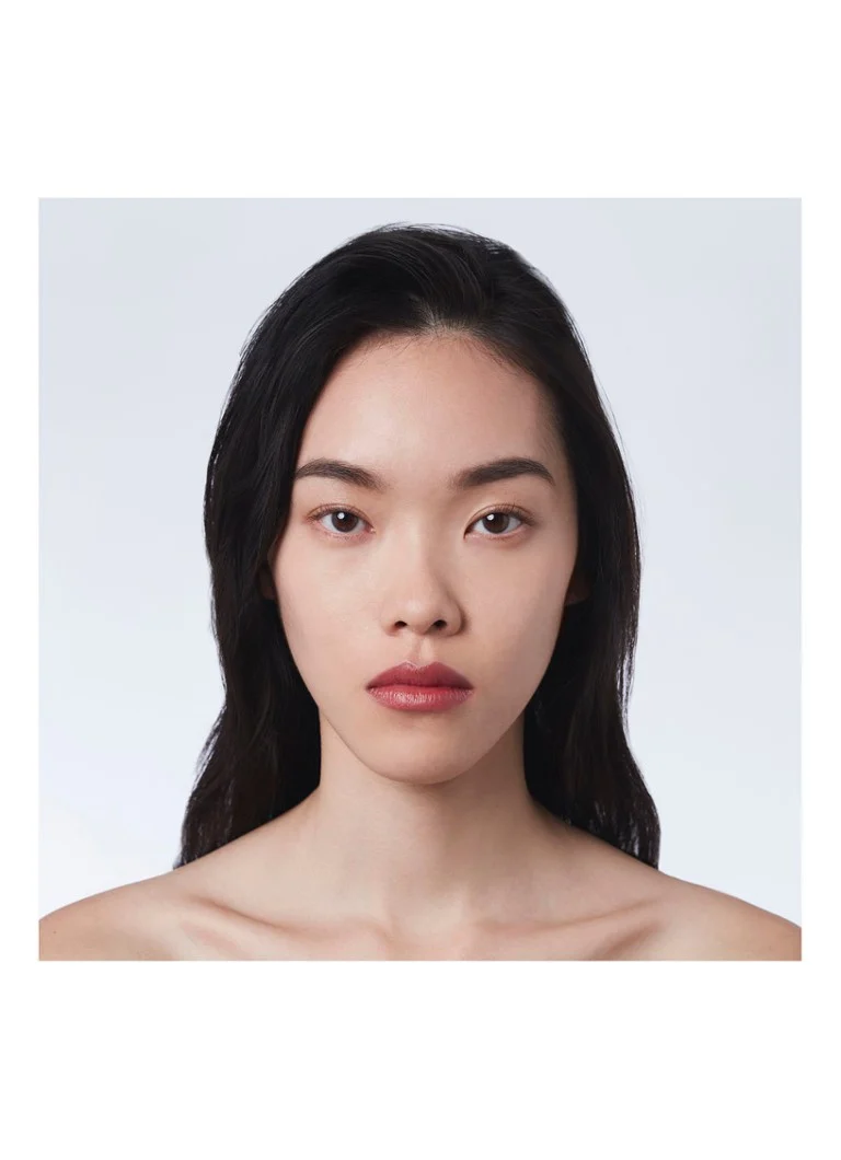 Gucci Lipstick Veil - lipstick