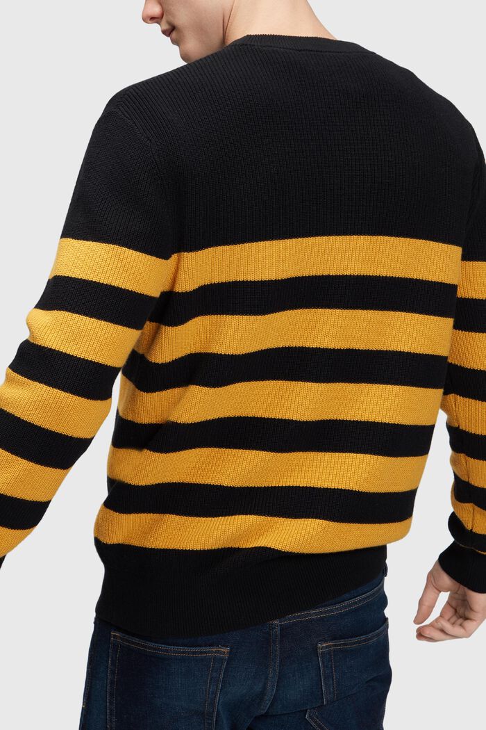 Gestreifter Rundhals-Pullover