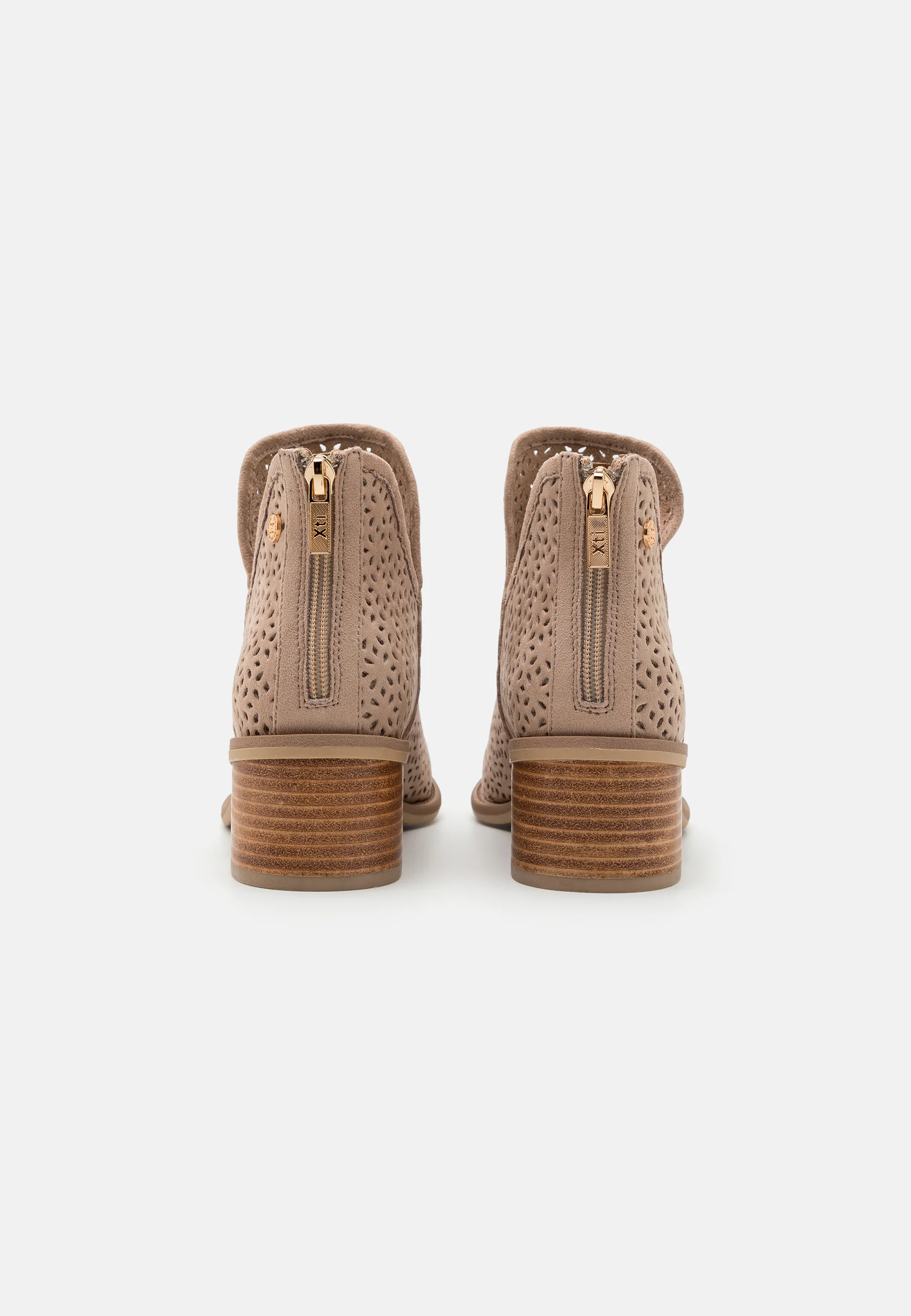 Botines XTI
