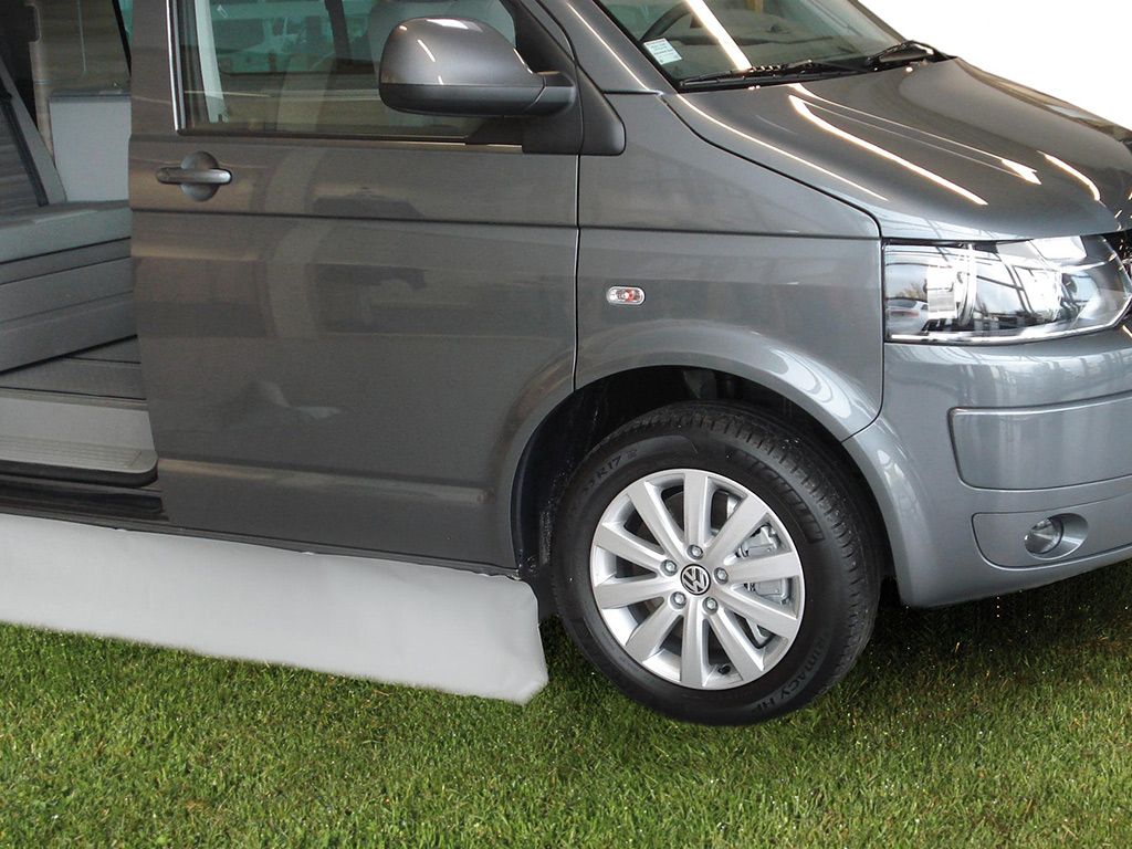 Hindermann Magnet Bodenschürze für Wohnmobile 345 cm