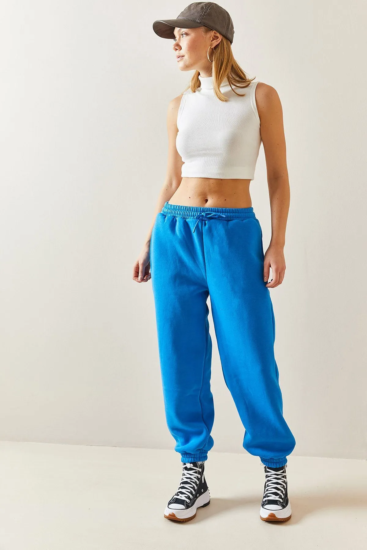 XHAN  Türkisfarbene, übergroße, erhöhte Jogger-Jogginghose 4KXK8-47762-13