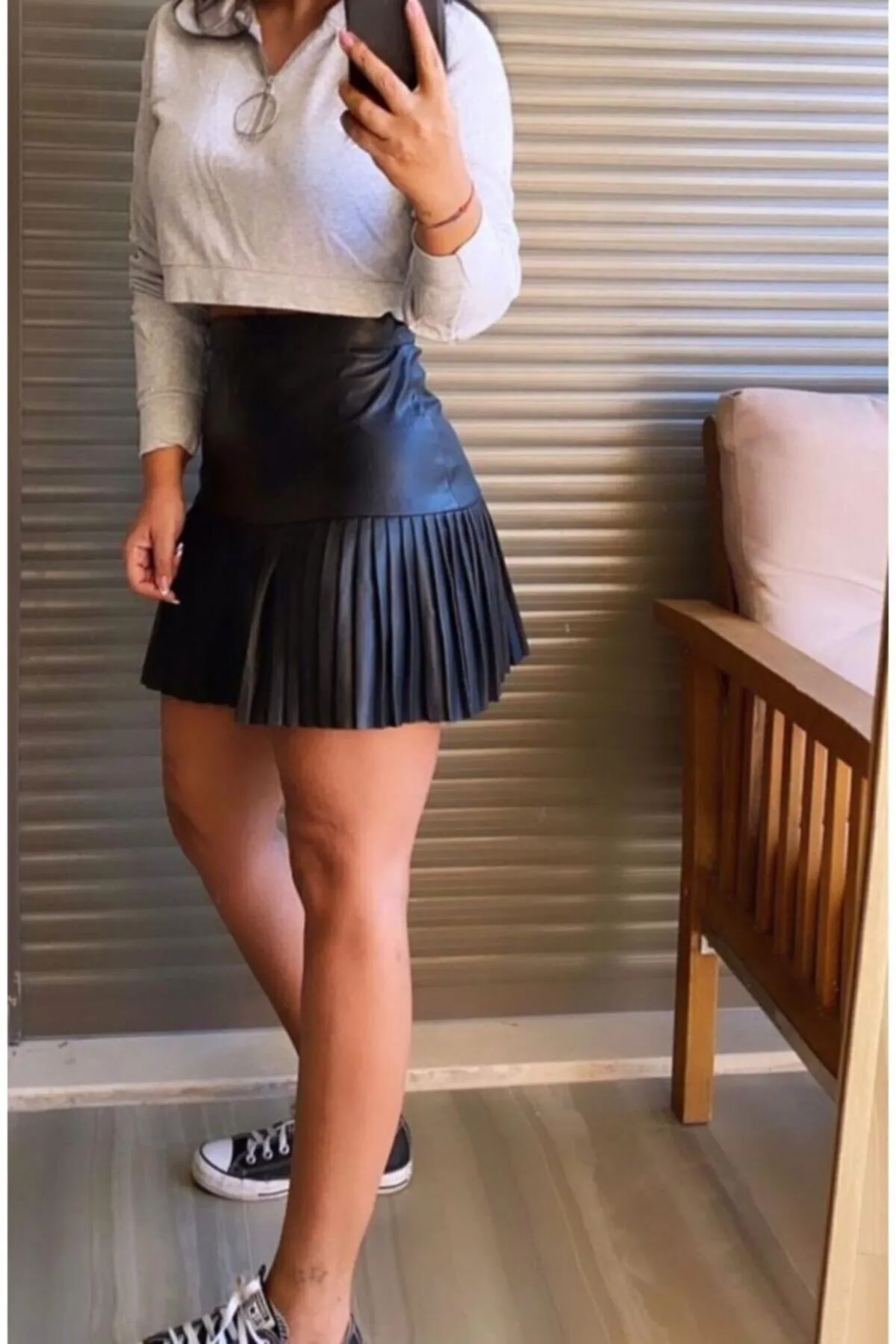 IŞILDA FASHION  Schwarzer Faltenrock aus Leder