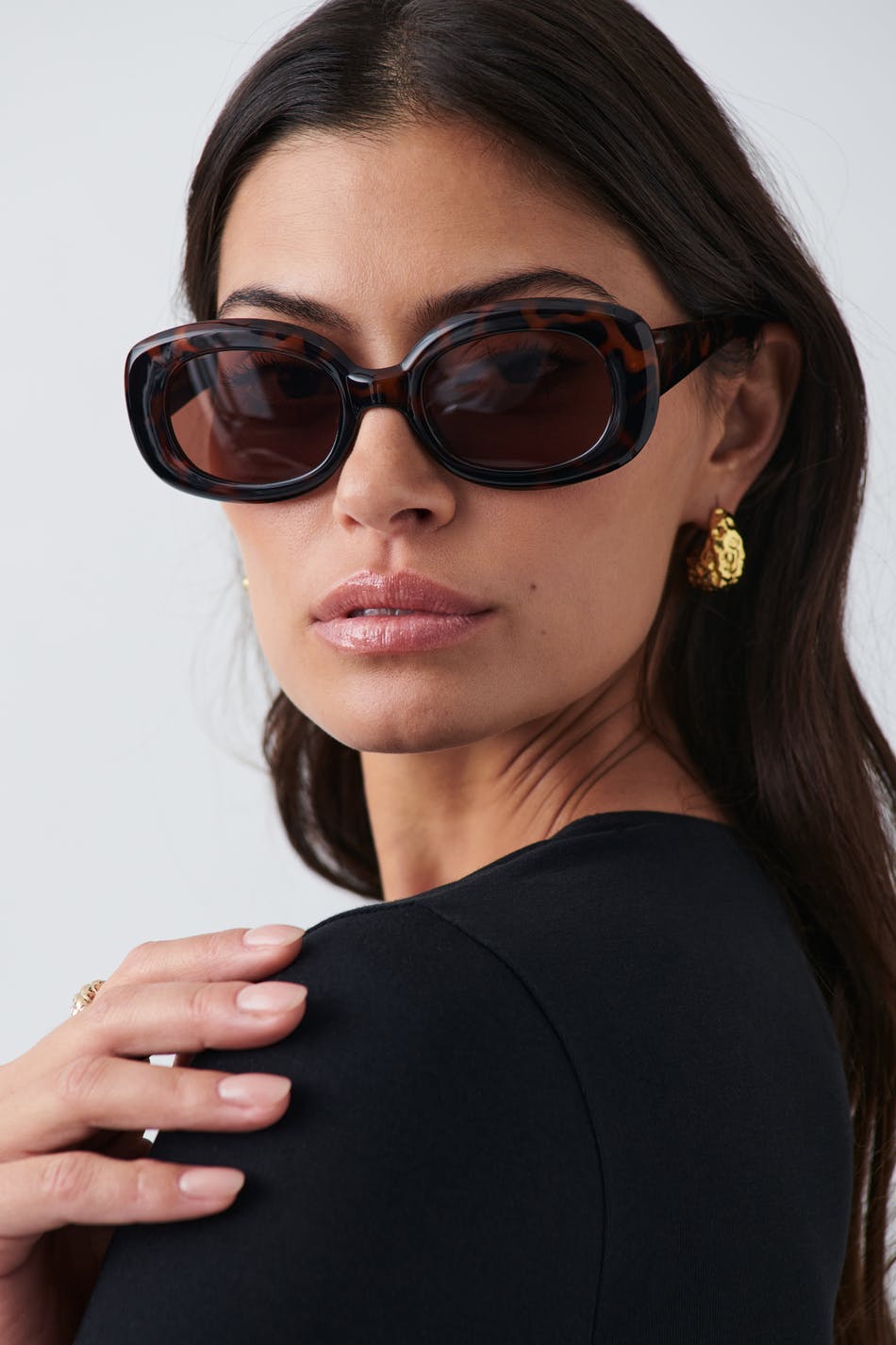 Oval sunglasses