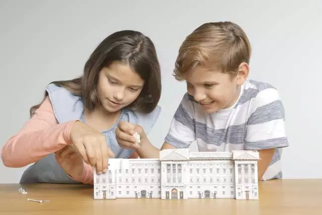 Ravensburger Buckingham Palace bei Nacht