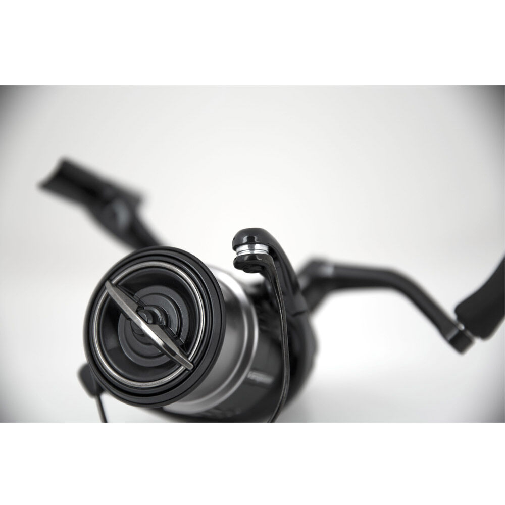 Moulinet Spinning Shimano Vanquish C3000M HG FB