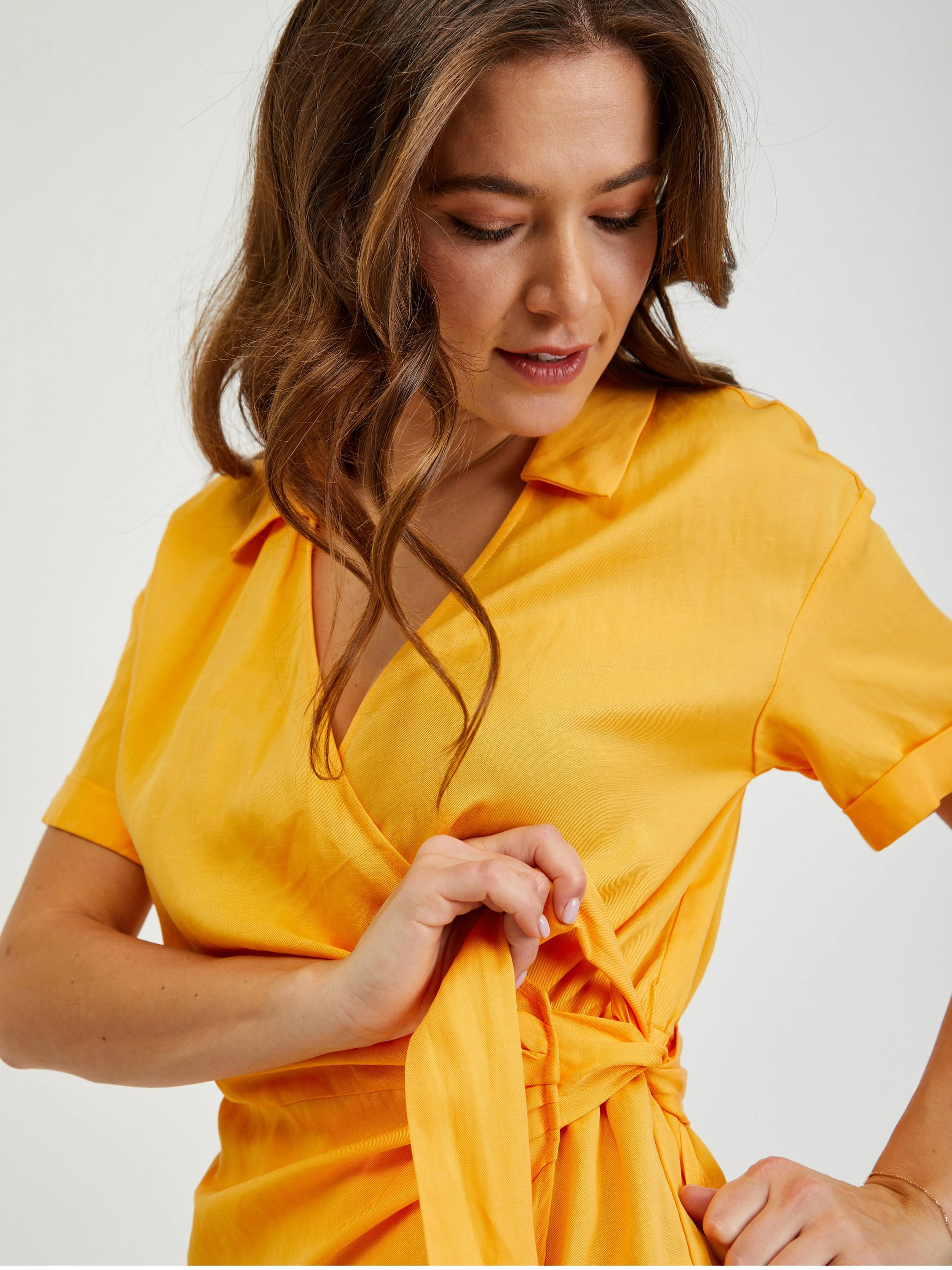 Gelber Damen Wickeloverall mit Leinen ORSAY