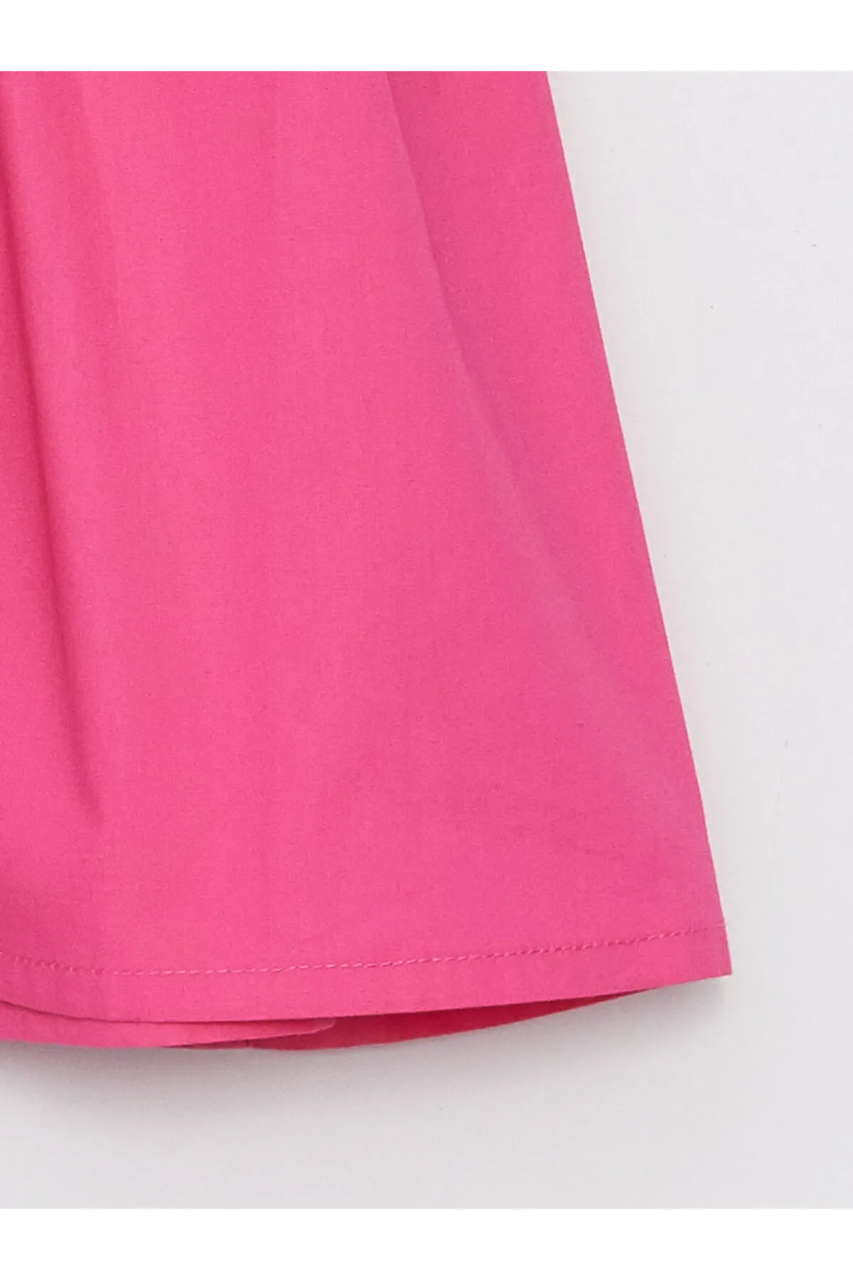 LC Waikiki  Kurzarmkleid für Babymädchen mit Bebe-Kragen