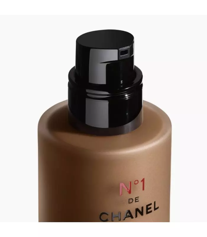 N°1 DE CHANEL FOND DE TEINT REVITALISANT Illumine - Hydrate - Protège 30ml