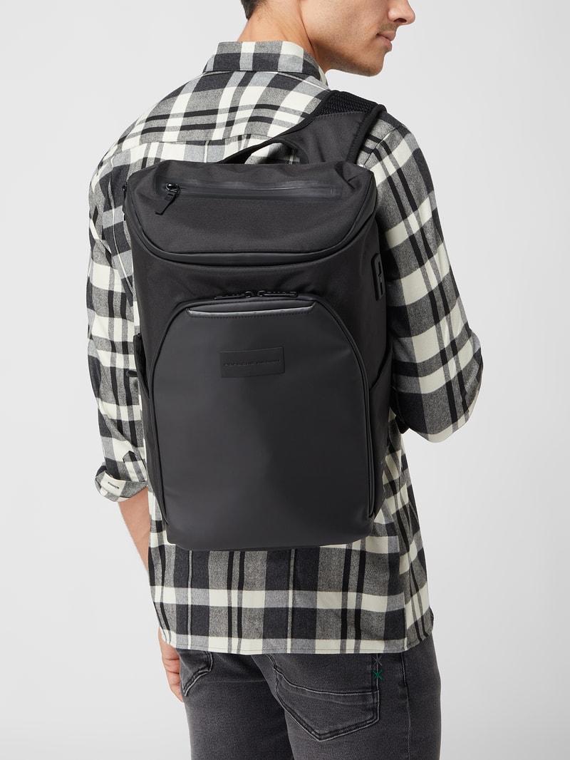 Rucksack mit Laptopfach in schwarz
