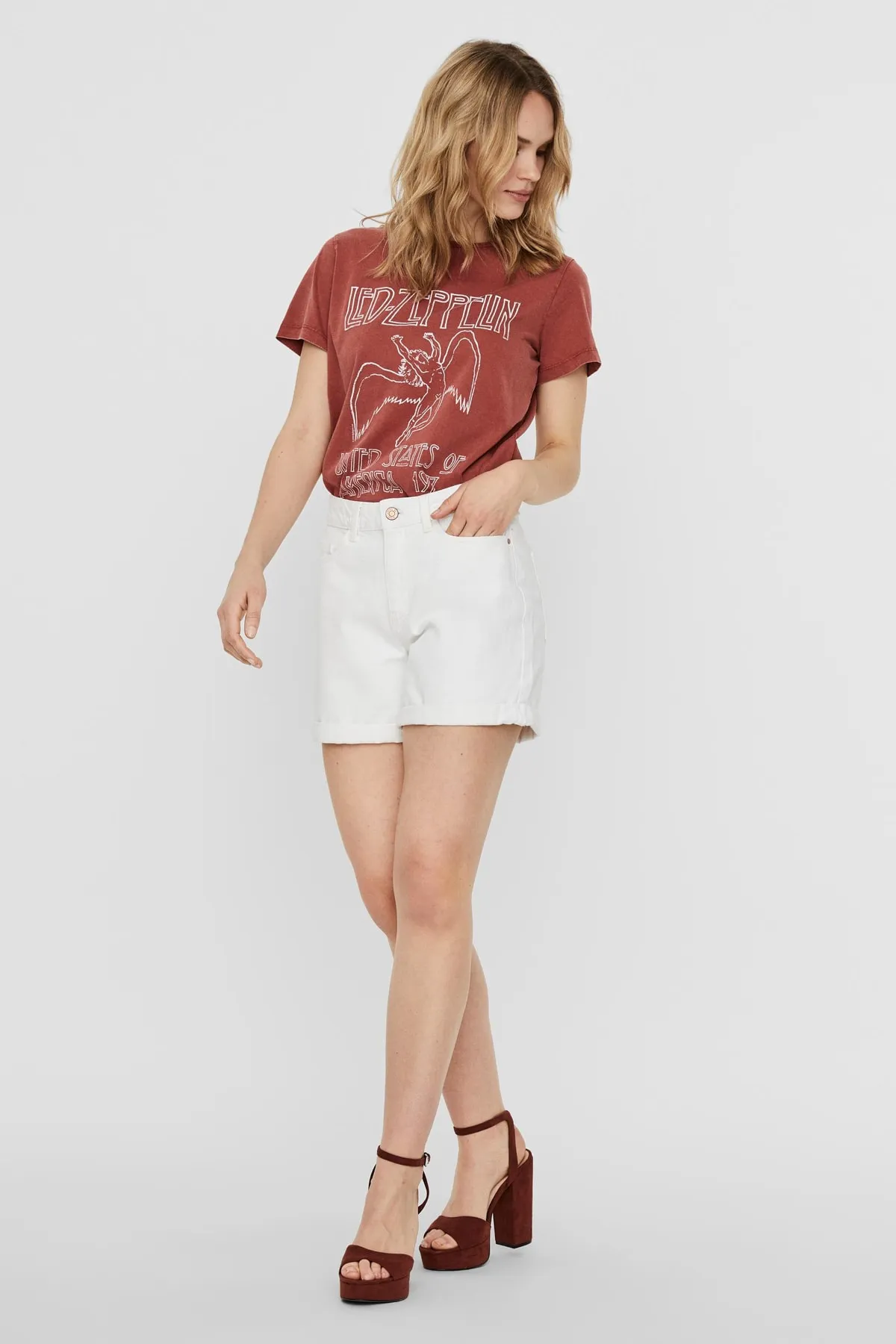 Noisy May  Shorts - Weiß - Mittlerer Bund