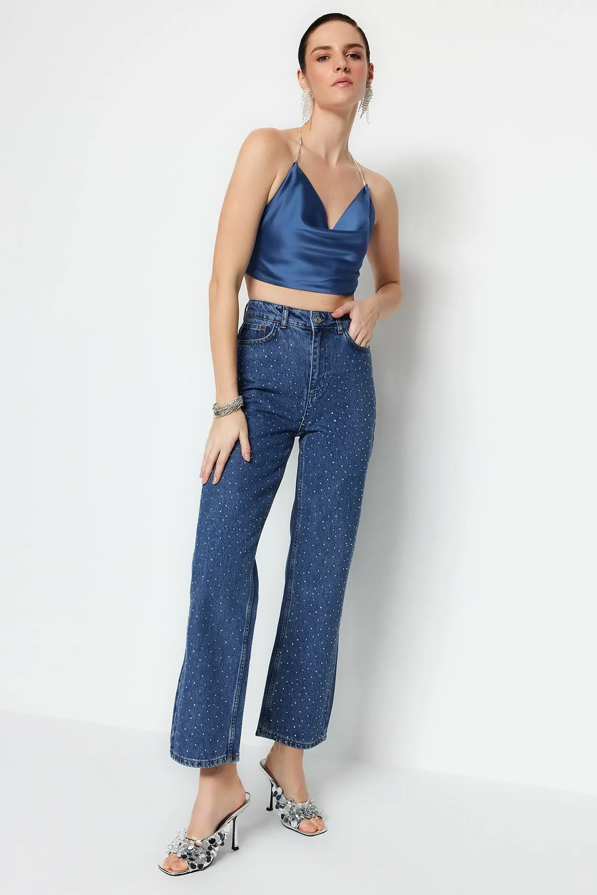 Trendyol Collection  Indigo Stone Strap Detailliertes Satin-Bustier TPRSS22BS0020