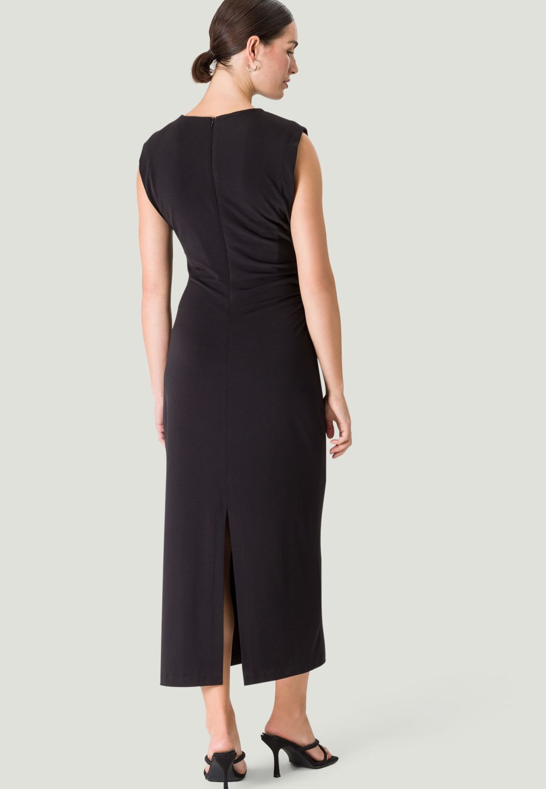 Maxikleid mit Raffung