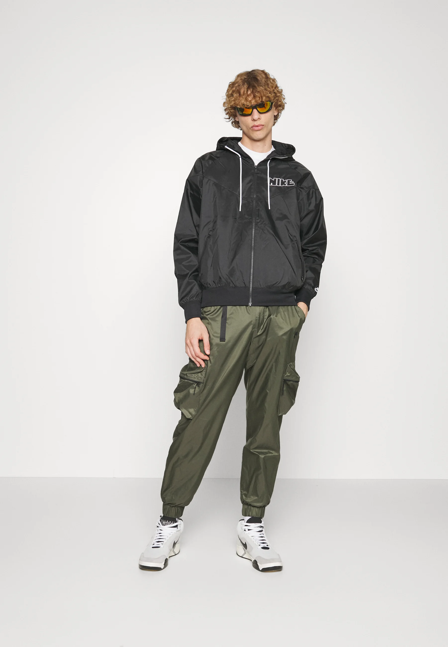 Pantalones cargo Nike Sportswear