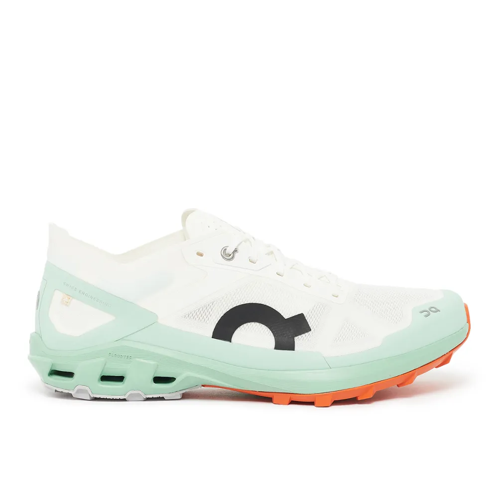 ON Cloudventure Peak 3 Undyed 3MD1079 / weiss