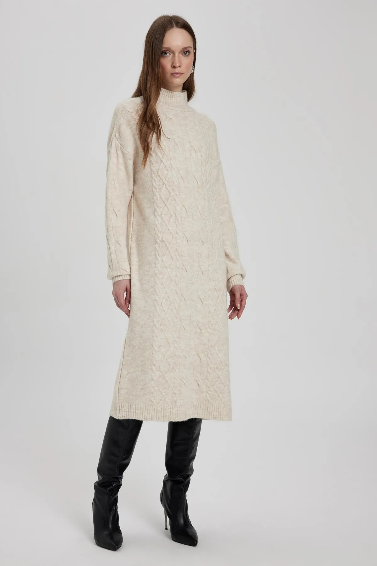 DeFacto  Langärmliges Kleid mit halblangem Rollkragen und normaler Passform