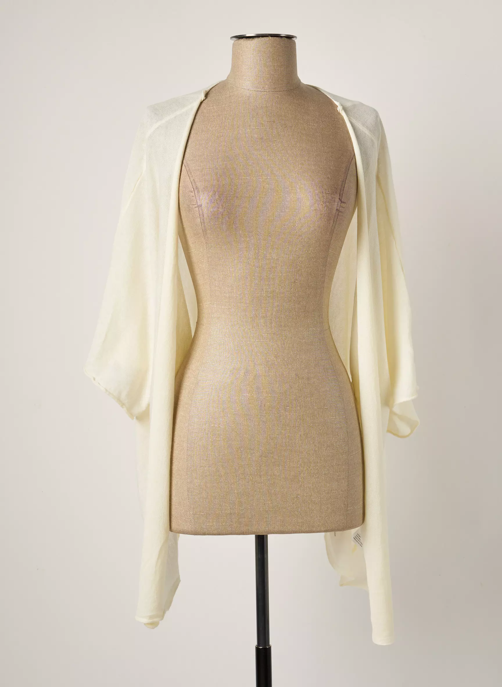 La Fiancee Du Mekong Gilets Manches Courtes Femme couleur beige