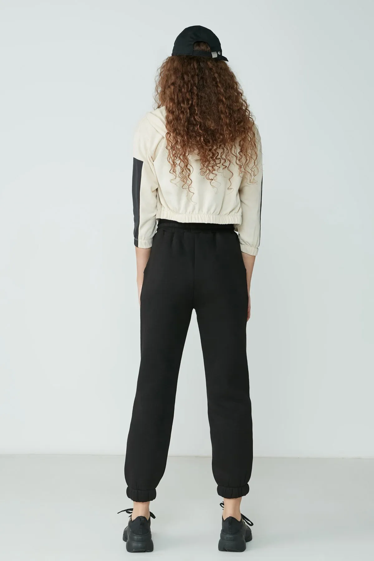 C&City  Basic Jogger-Jogginghose 902 Schwarz